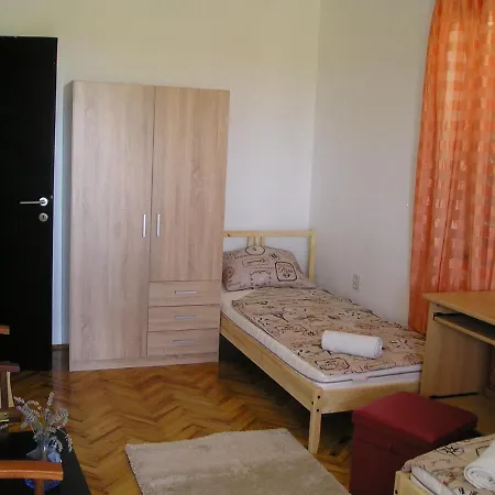 Guest house Art Skradin